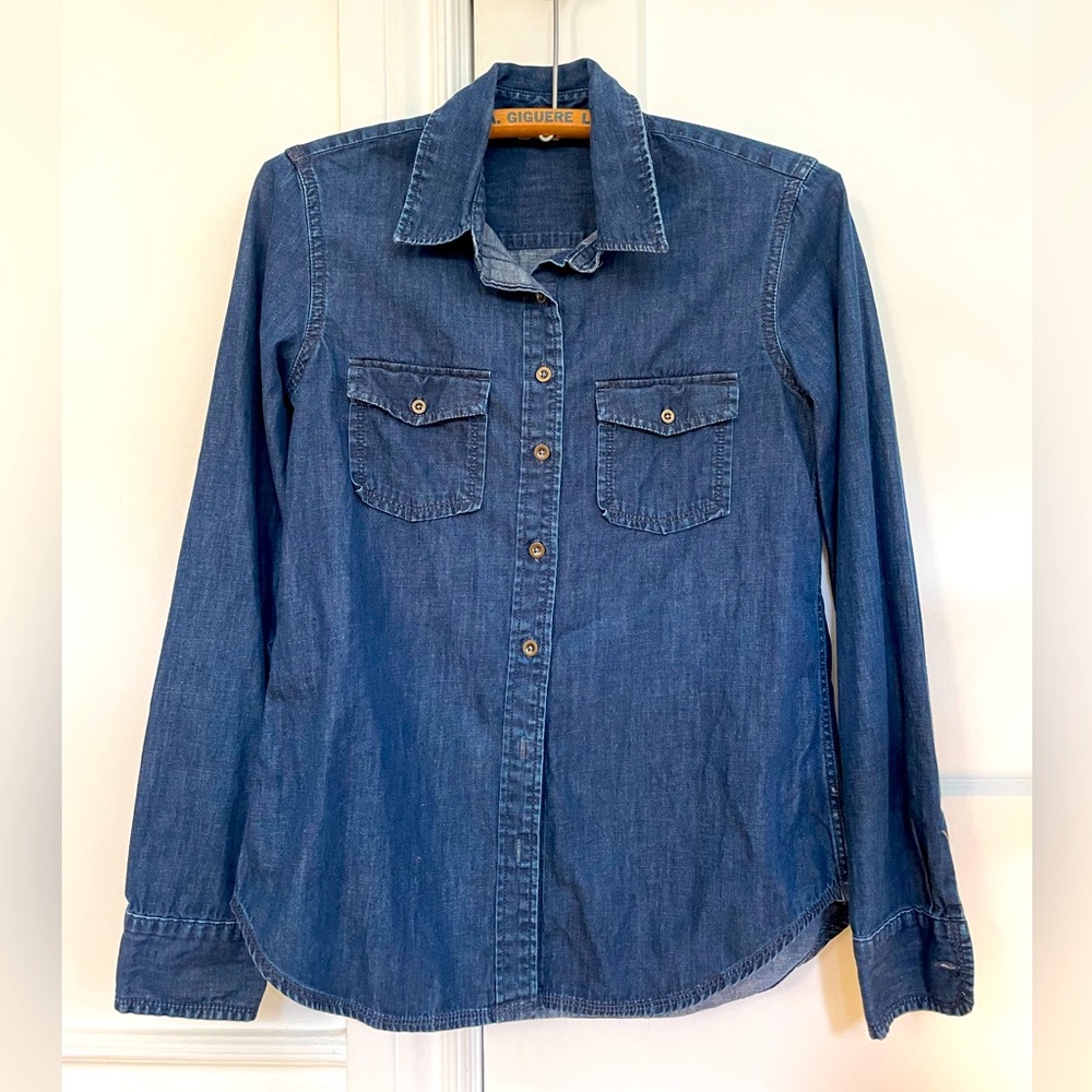Banana Republic denim blouse small